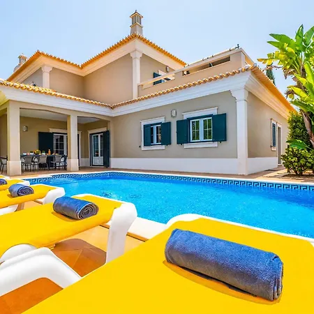 Hawaii - Relaxantes Com Piscina Aquecível E Bbq - Villa Albufeira